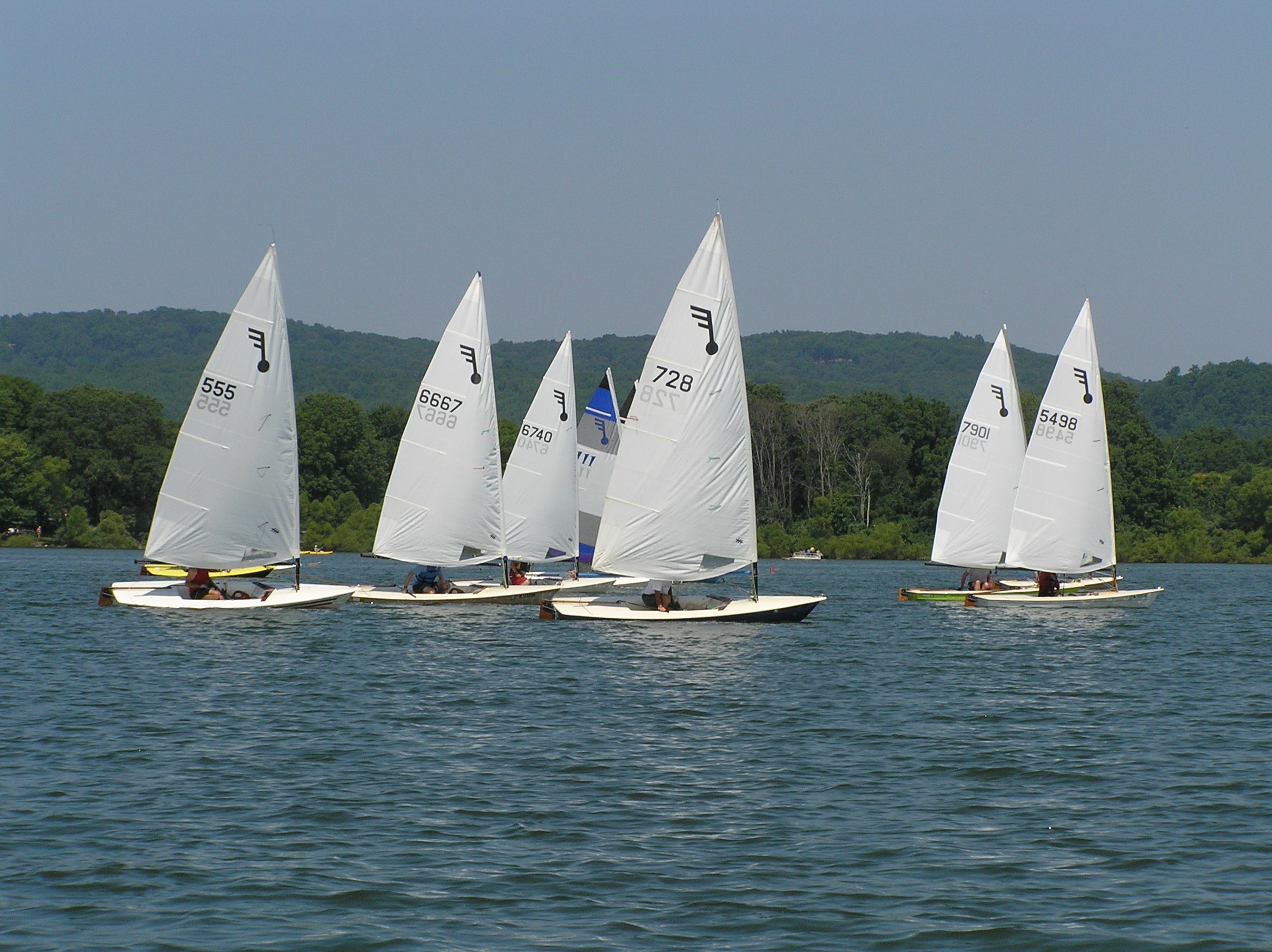 Force 5 Fleet racing